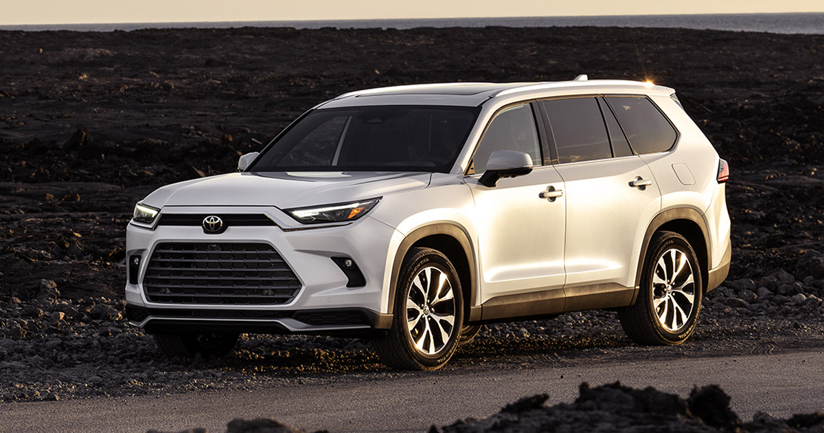 New 2025 Toyota Grand Highlander in Calgary, AB