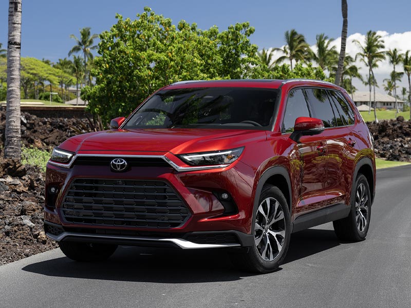 New 2025 Toyota Grand Highlander in Calgary, AB